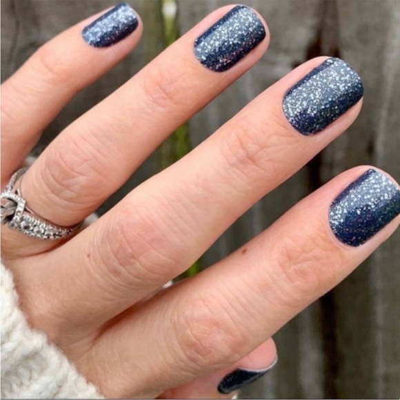 *Retired* Color Street: Moon River | Gray Blue Glitter Sparkle Fall Winter - Picture 5 of 11